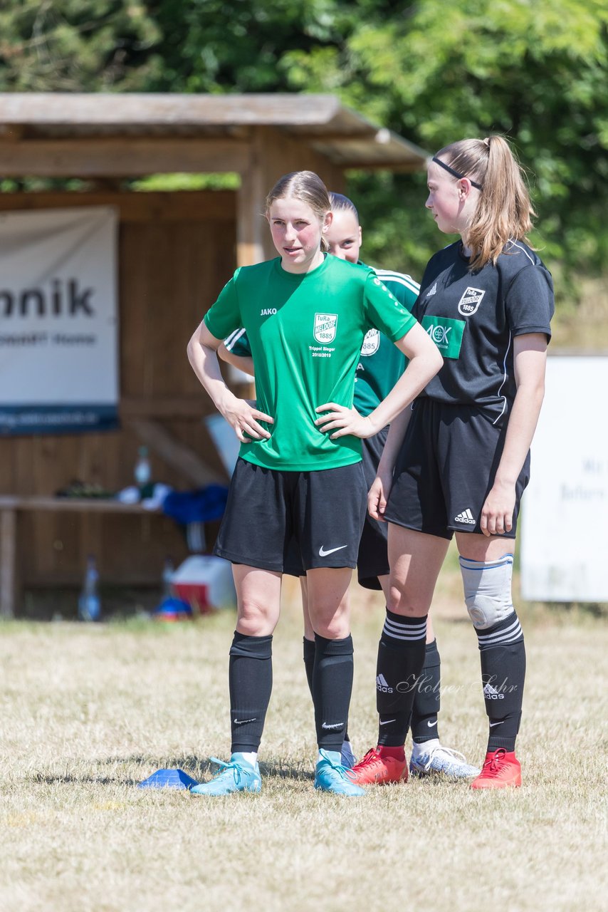 Bild 163 - wBJ TuRa Meldorf/Buesum - JFV Luebeck : Ergebnis: 1:0